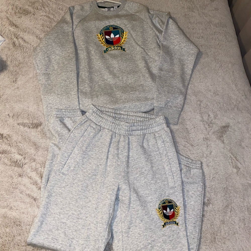 Unisex Adidas matching fleece set